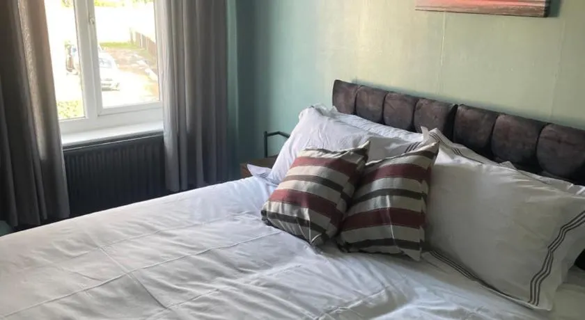 Appartment Sleeps 4, King or Twin Beds & Sofa Bed - Image 1