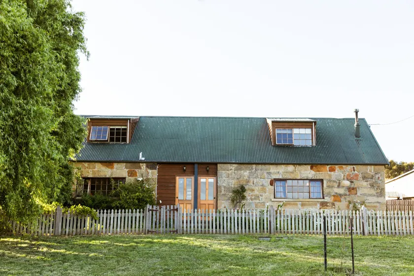 Daisy Bank Cottages - Image 1
