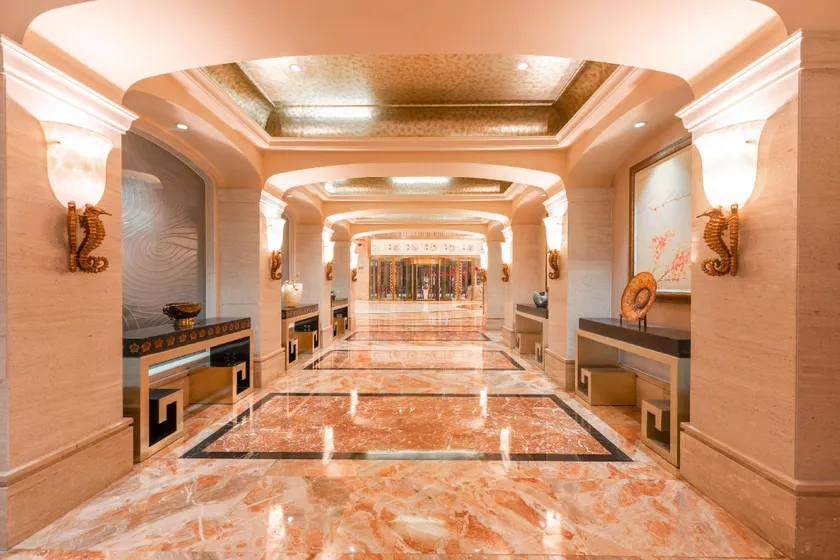Zhoushan Putuo Meilun International Hotel - Image 1