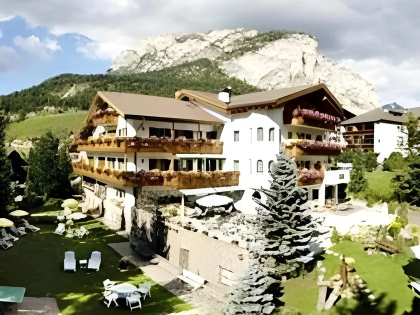 Hotel Dorfer Alpine&Charming - Image 1