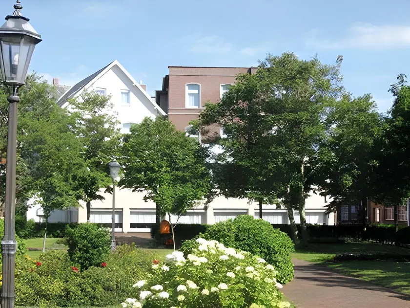 Hotel Graf Waldersee - Image 1