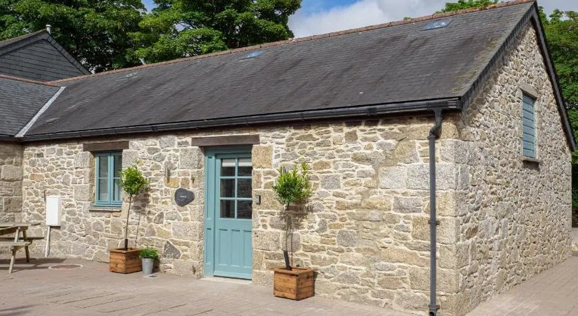 Budock Cottage - Image 1