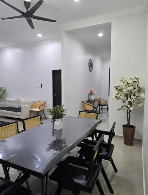Rumah 618 Homestay - Image 1