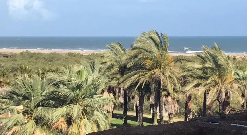 Precioso Apartamento Vistas Laterales Al Mar - Image 1