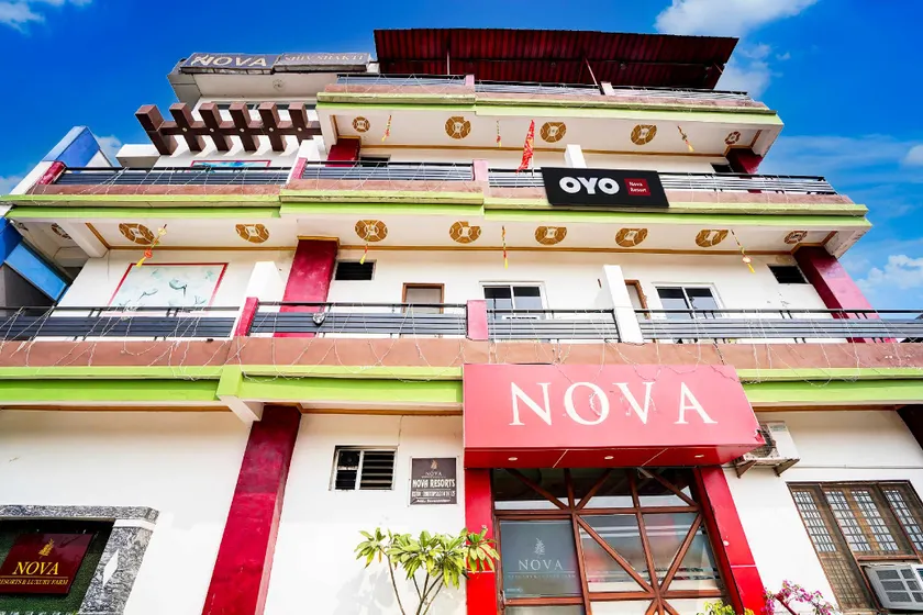 Hotel O Rae Bareli Railway Junction Formerly Nova Resorts & Luxury Farm - Image 1