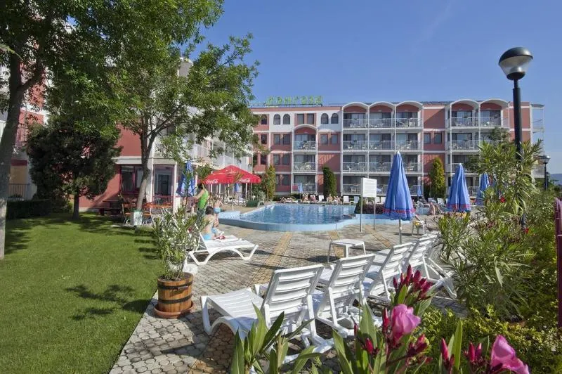 Hotel Longosa - All Inclusive Family Hotel near the beach in the peaceful southern part of Sunny Beach - Image 1
