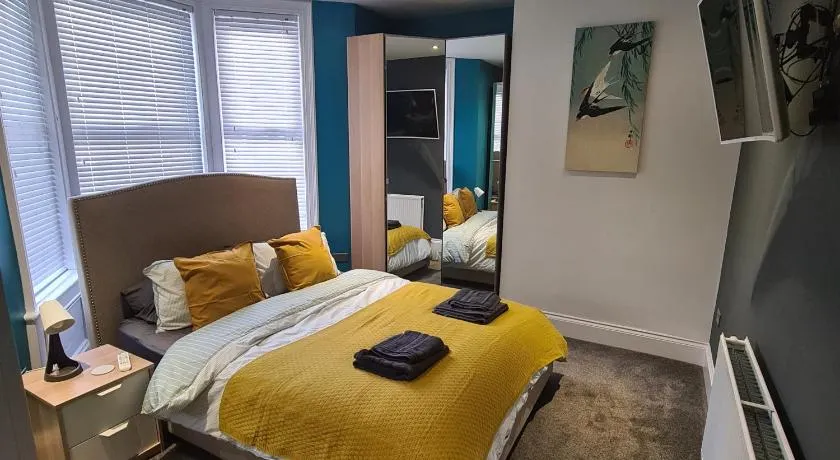 Kelvin Suite - Image 1