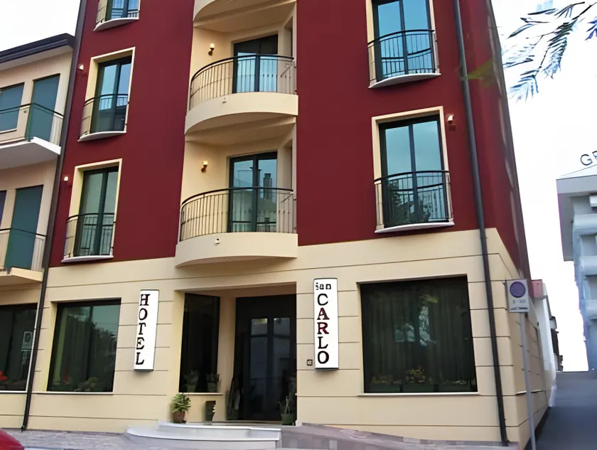 Hotel Garni San Carlo - Image 1