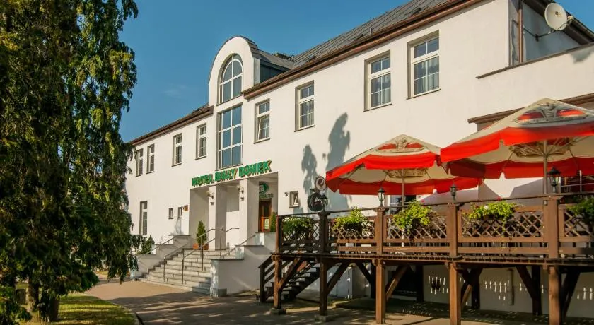 Hotel Biały Domek - Image 1
