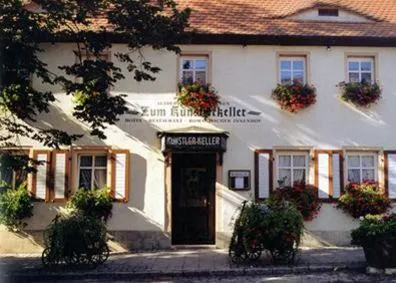 Hotel Altdeutsche Weinstuben - Image 1