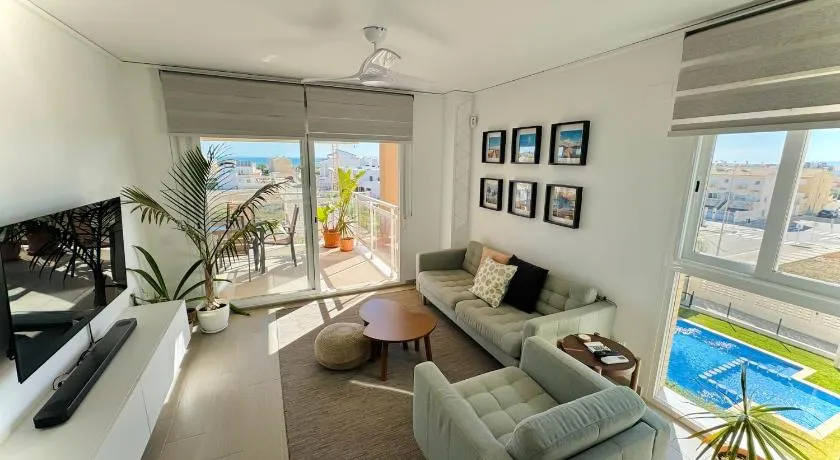 Oliva Sol Apartment - Image 1