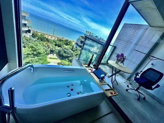 Beihai 818 Hotel Apartment (Beibuwan No.1 Branch) - Image 1