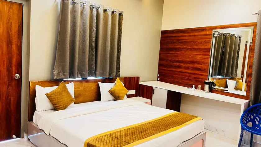 Radiant Sky Hotel - Image 1