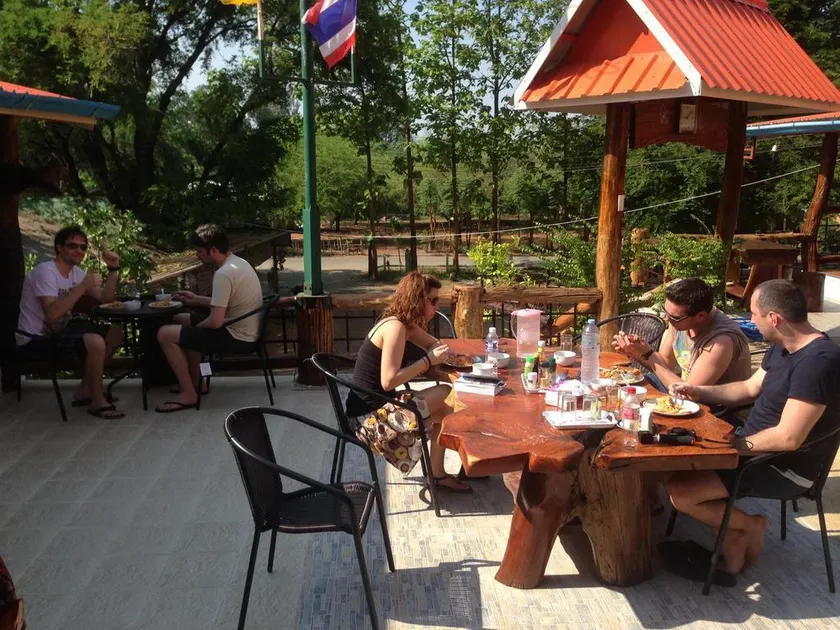 Yayee Homestay - Image 1