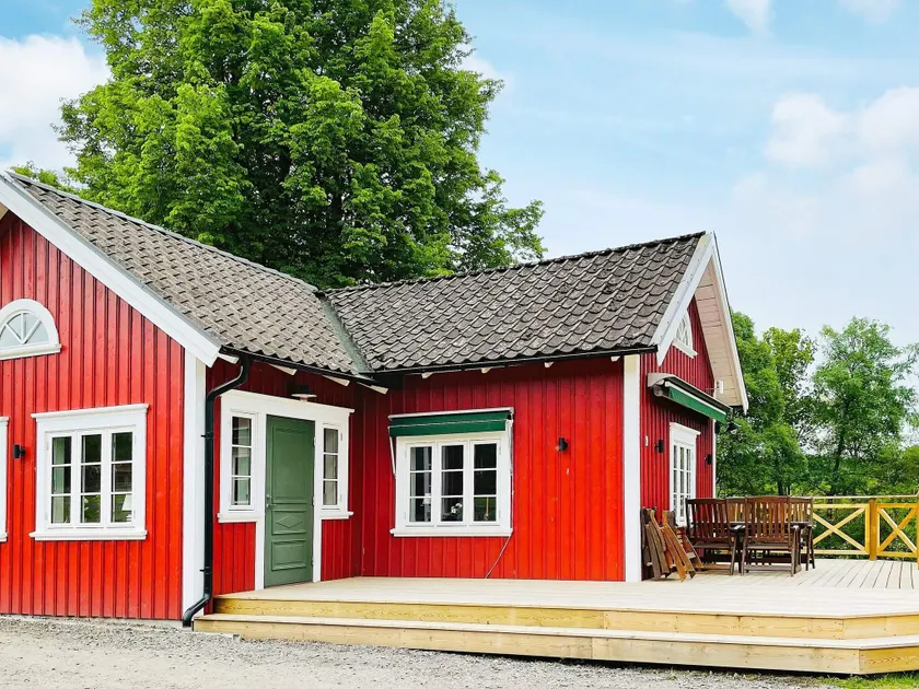 4 person holiday home in ALLINGSÅS, SVERIGE - Image 1