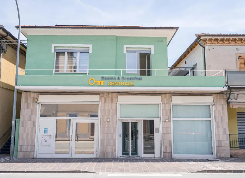 Rooms & Breakfast Centrale - Image 1