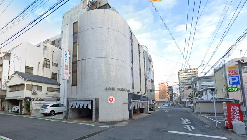 Hotel 21 - Image 1