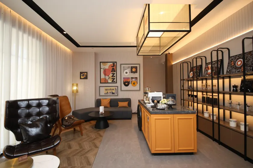 Home Inn Plus Chengdu Wenshufang - Image 1