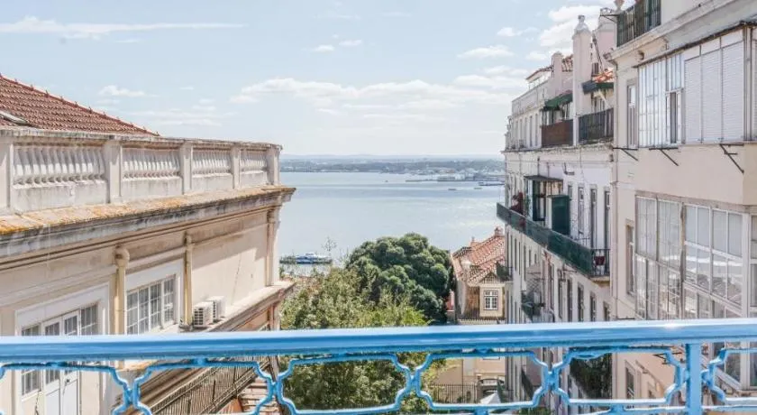 Chiado 44 - Image 1