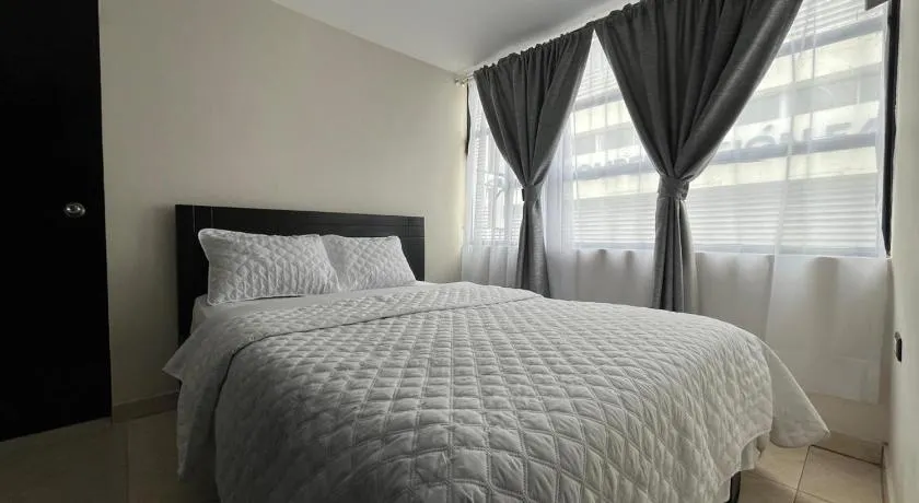 Hotel Monaco - Image 1