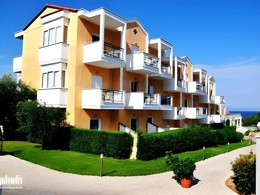 Louloudis Boutique Hotel - Image 1