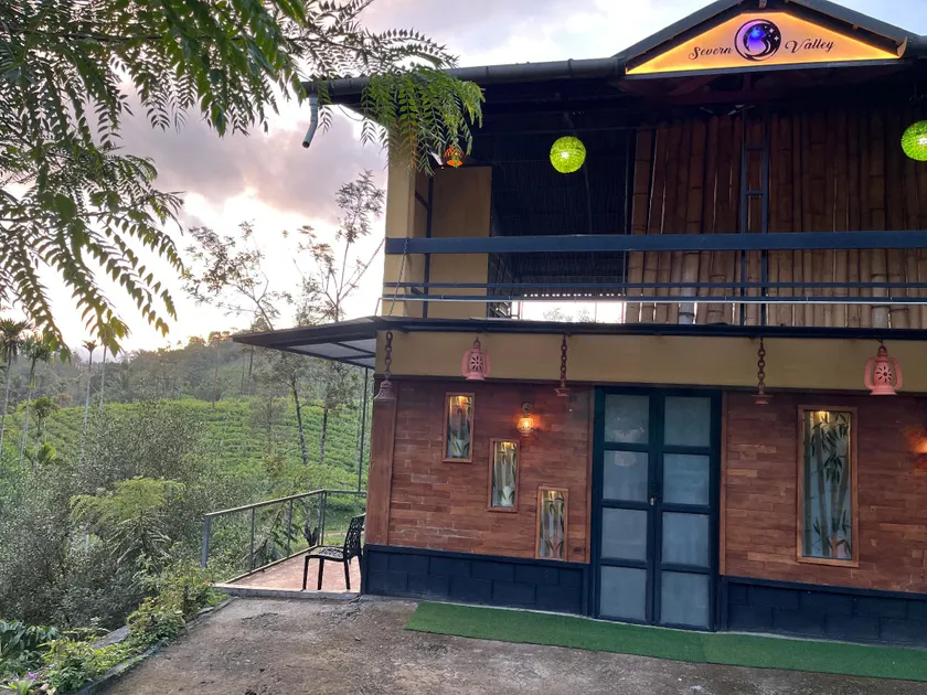SEVERN VALLEY JUNGLE VILLA - Image 1