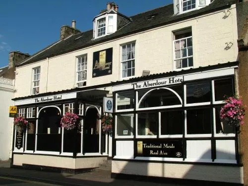Aberdour Hotel, Stables Rooms & Beer Garden - Image 1