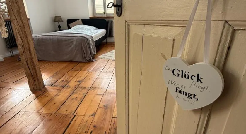 Große Ferienwohnung in tierfreundlicher Hofreite mit Poolnutzung - Image 1