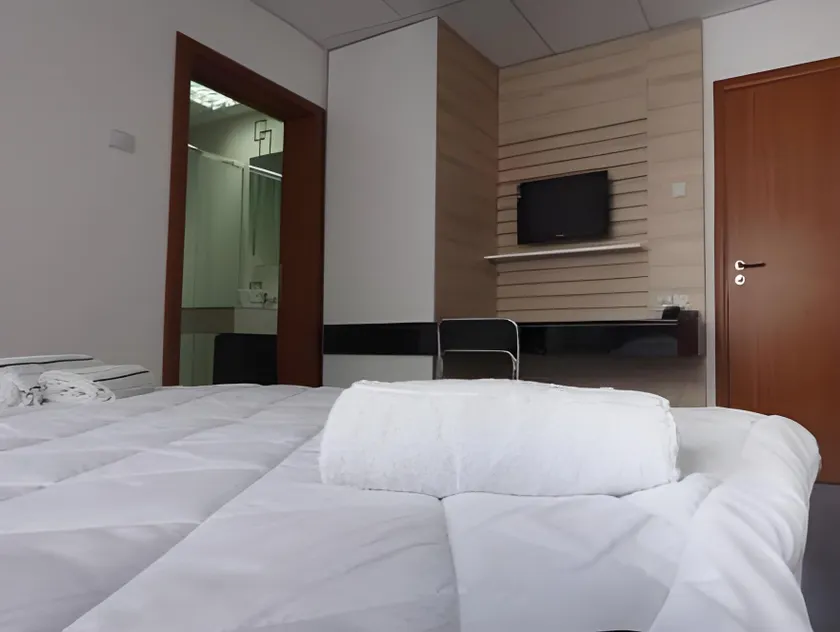 Garni Hotel Consul - Image 1