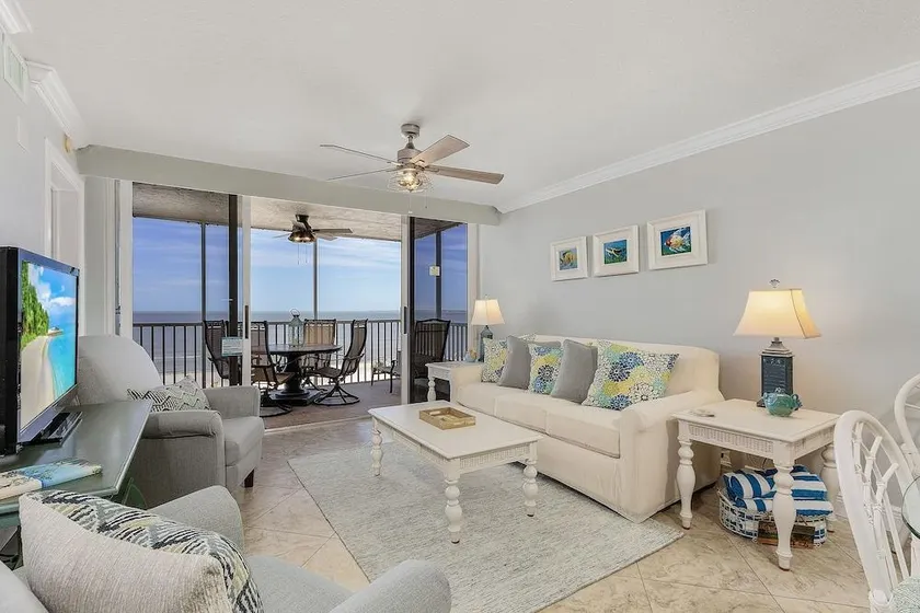 Beach Villas # 304 - Bogo24 2 Bedroom Condo by RedAwning - Image 1