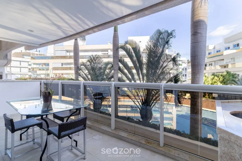 Apart w/ Barbecue in Condominium With Pool Bri0102 - Image 1