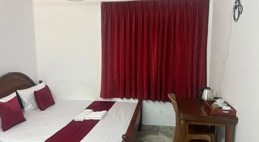 MercuryFM 109 Guest House - Jaffna Temple road 77 - Image 1