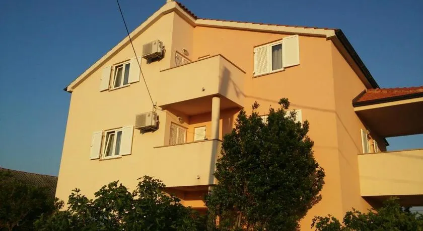 apartments oaza, vrsi mulo - Image 1