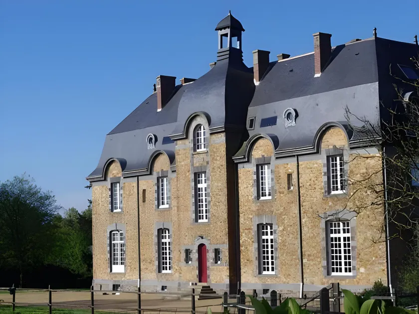 CHATEAU du PERRAY - Image 1