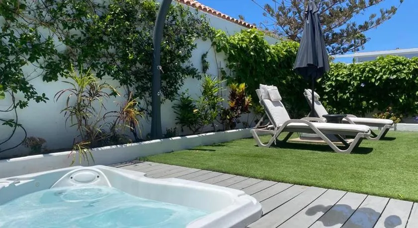 Villa Palmera - Image 1