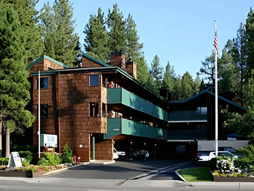 Snow Lake Lodge - Image 1