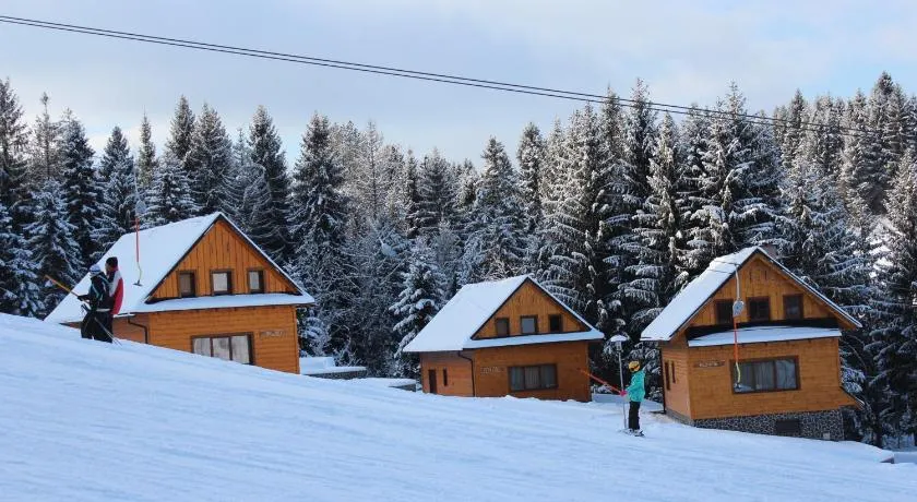 Chaty Hldočín, Uhliská, Ostražica, Zmrazov - Image 1