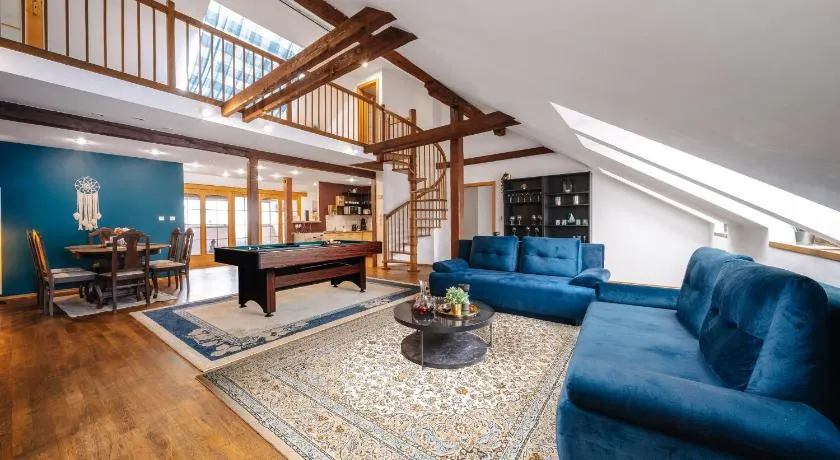Stylish Central Duplex by Wagnerstays - Image 1