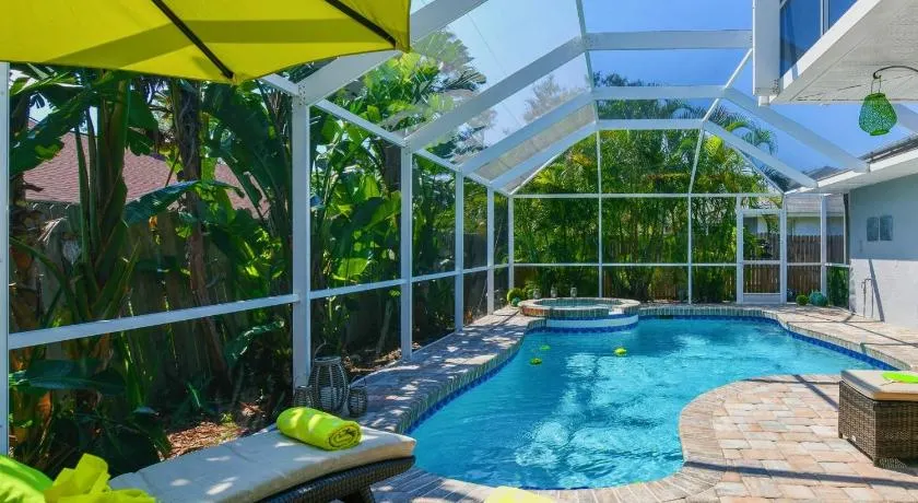 Villa contemporaine avec piscine I avec plage privée, piscine chauffée, jacuzzi, WiFi gratuit - Image 1