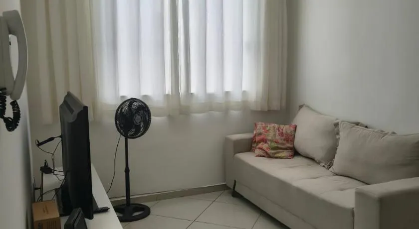 Equipped apartment in a great area of the city - Image 1