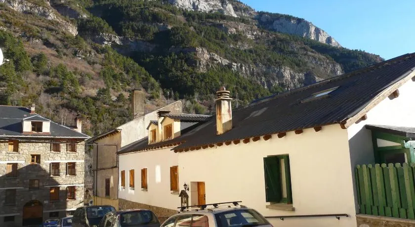La Cabaña - Image 1