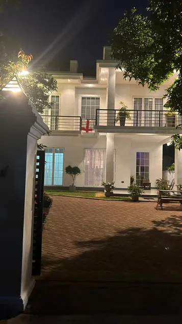 The Way Better than Hotel - Kevzz Villa - Image 1