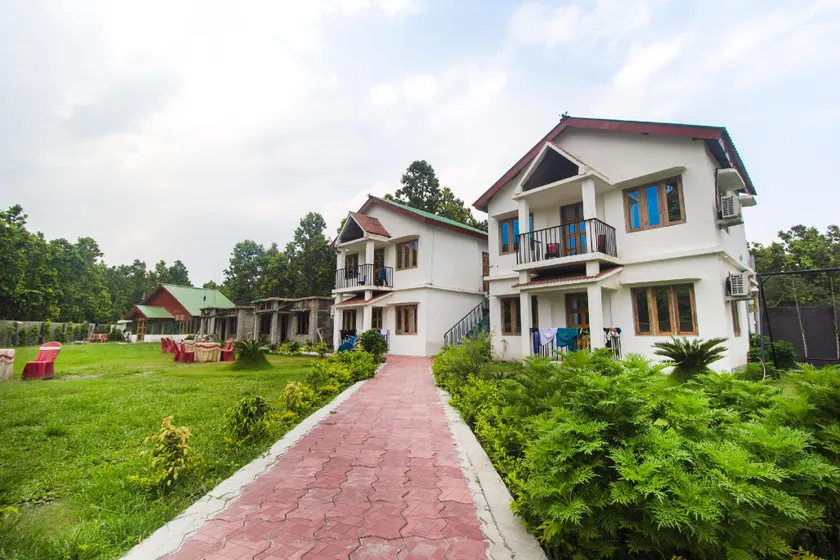 Hotel O Brindawan Hotel And Resorts - Image 1