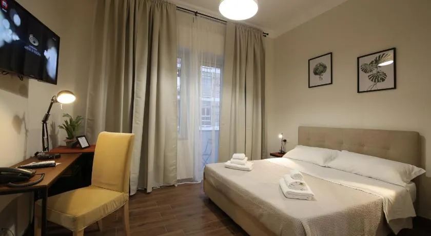 Khome Rooms & Apartment - Image 1