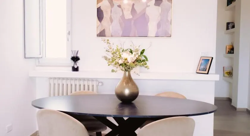 Via Dante Luxury Home - Image 1