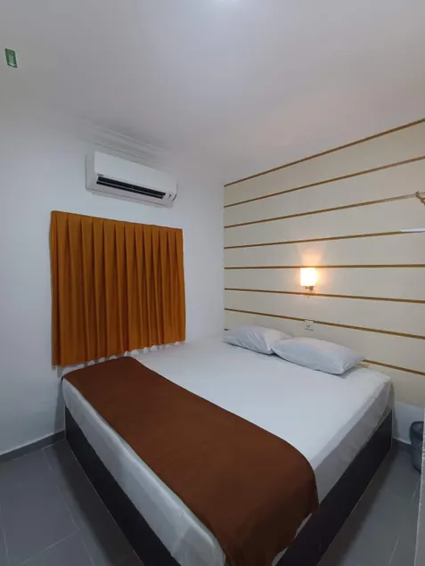 HAPPYLOTT ROOMSTAY ( EXECUTIVE ROOM ) - Image 1
