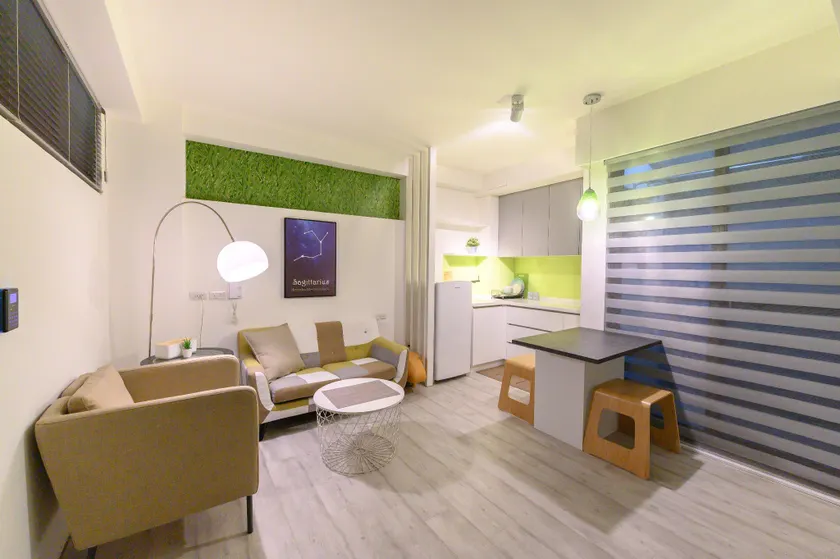 Constellation Suite202 - Image 1