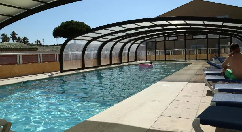Hotel Myriam Vias Plage - Image 1