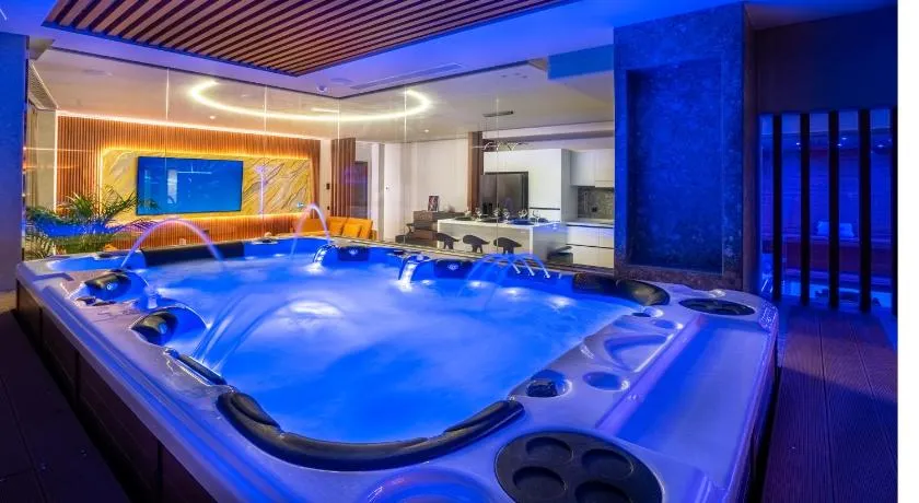 Zambelis Luxury Home Spa - Image 1