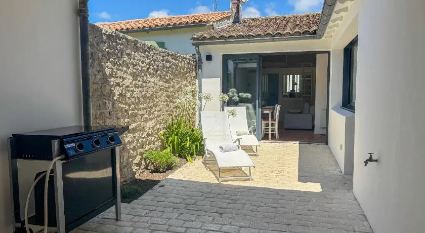 Au cœur de Sainte Marie de Ré, jolie villa rénovée - Image 1